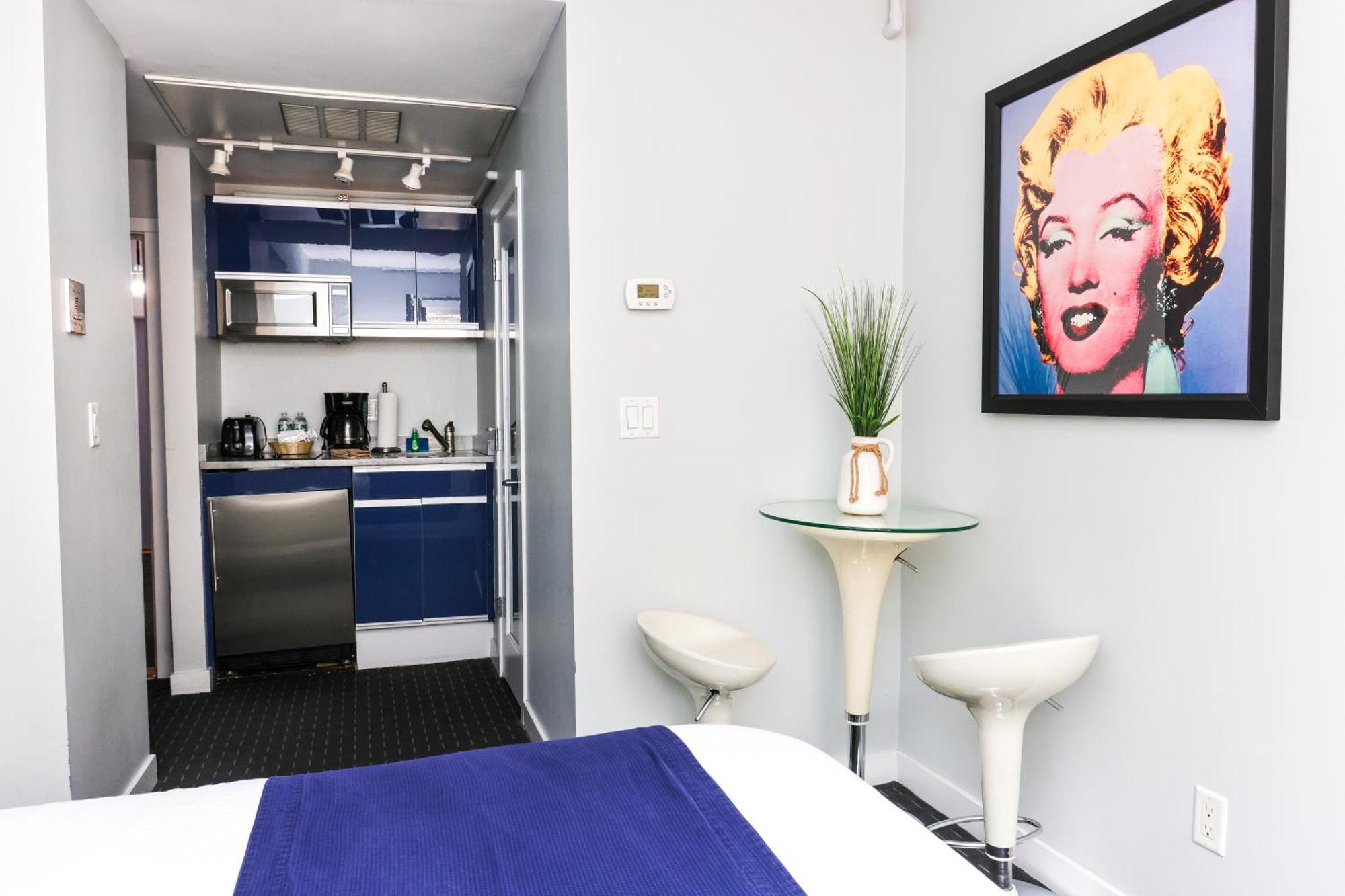 Cozy Newbury Street Studio, #5 Бостон Екстер'єр фото