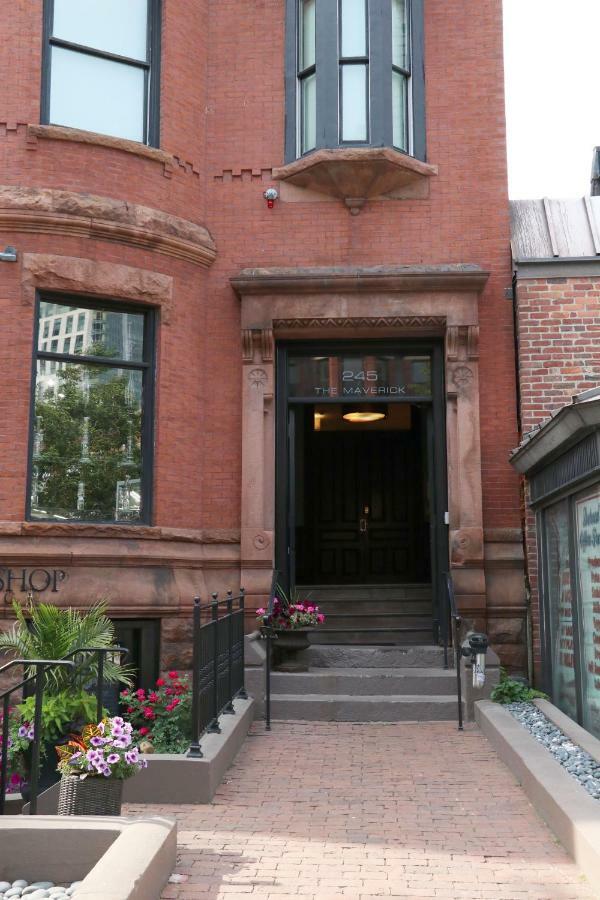 Cozy Newbury Street Studio, #5 Бостон Екстер'єр фото